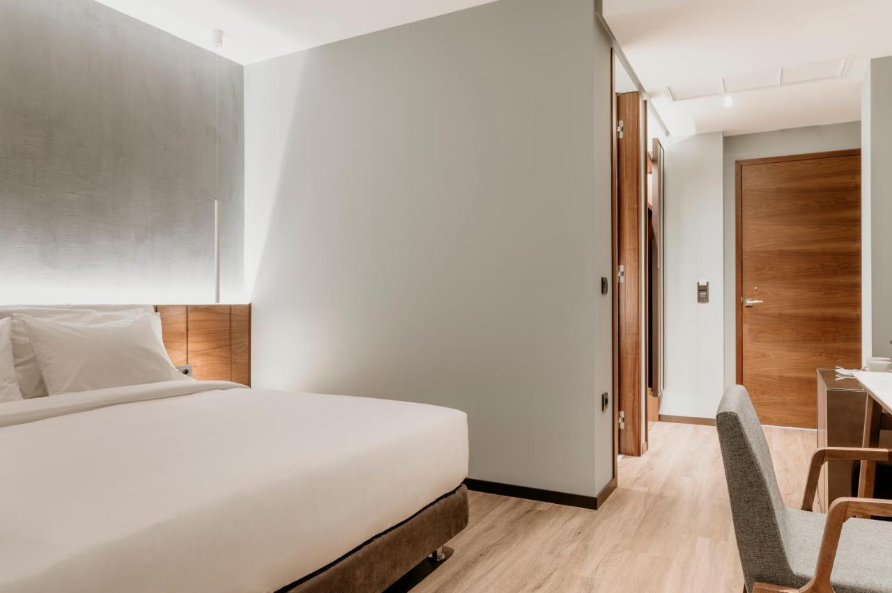 Aya Hotel Drama Bagian luar foto