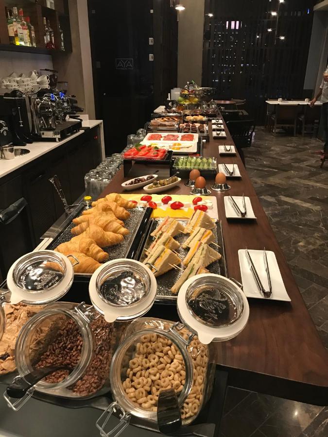 Aya Hotel Drama Bagian luar foto